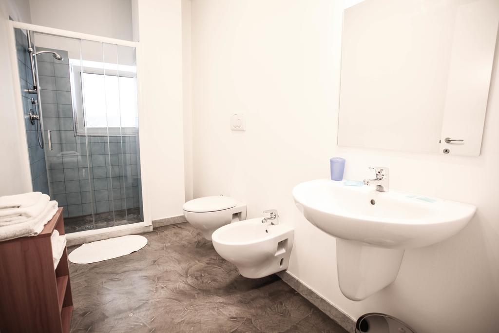 Studio (2 Adults)
